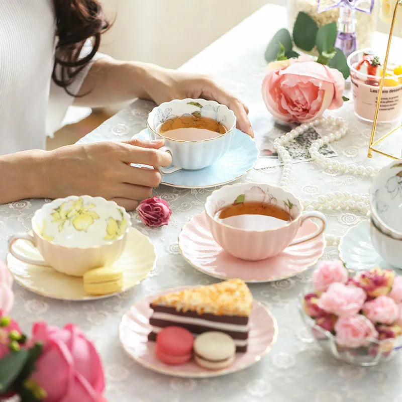 Ensemble Tasses à Thé | Élégance Anglaise
