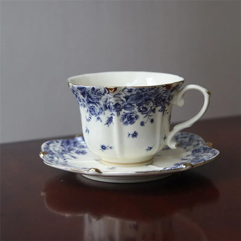 Ensemble Tasses & Soucoupes | Élégance Européenne