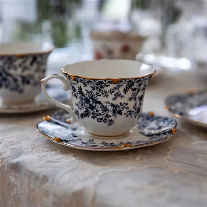 Ensemble Tasses & Soucoupes | Élégance Européenne