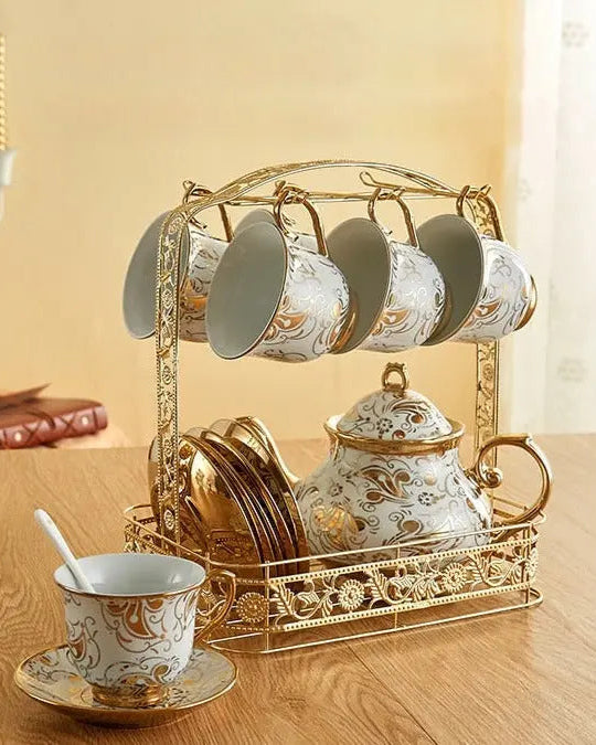 Service à thé Anglais <br> porcelaine blanche et Or