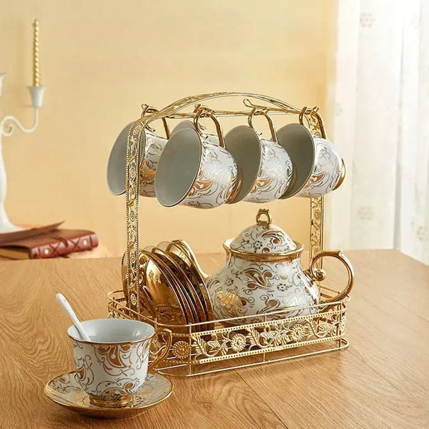 Service à thé Anglais <br> porcelaine blanche et Or